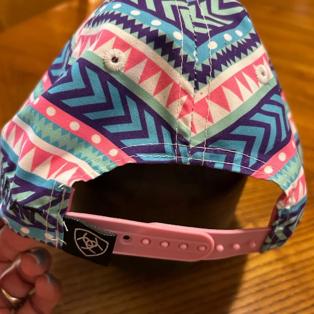 Ariat Pink Lucy Aztec print SnapBack Youth Cap One Size fits Most - Picture 3 of 8